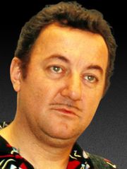 Coluche 1 faux
