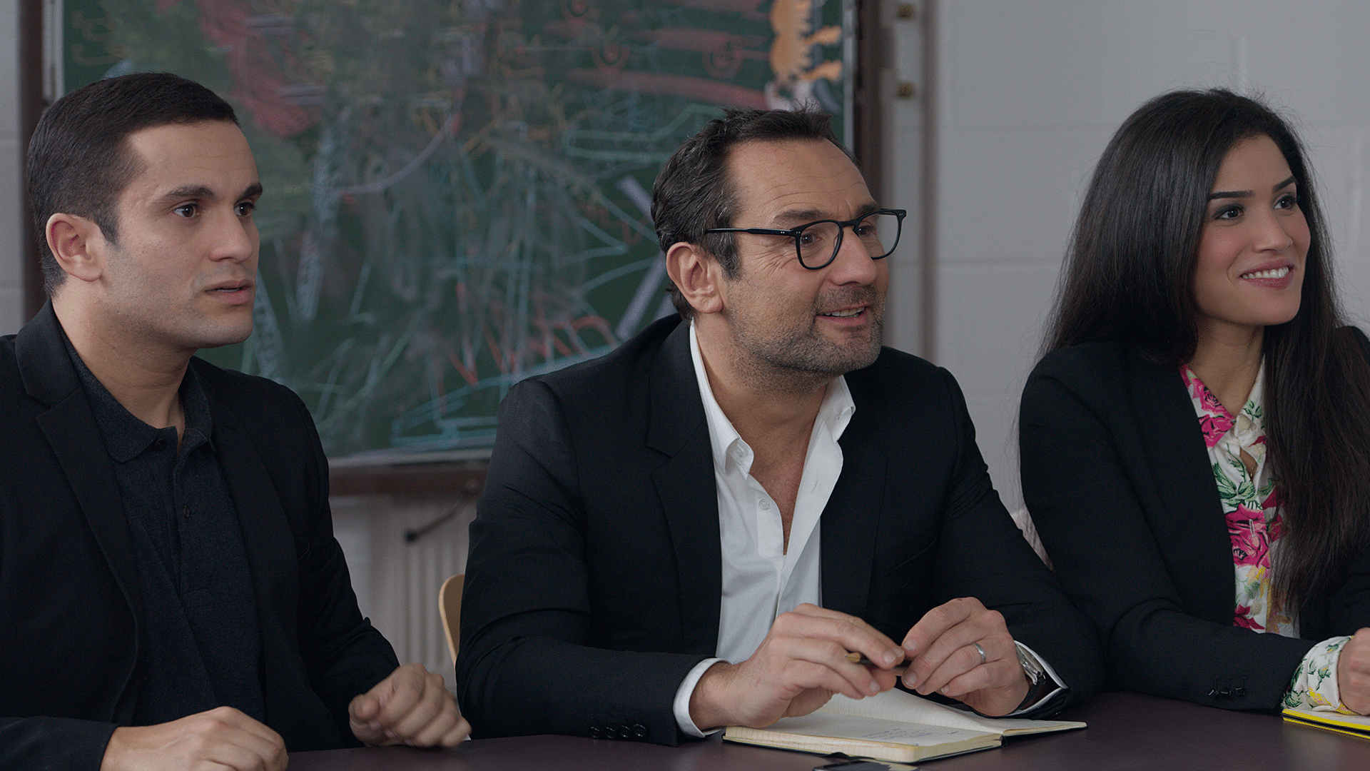 Jusqu Ici Tout Va Bien En Streaming Direct Et Replay Sur Canal Mycanal