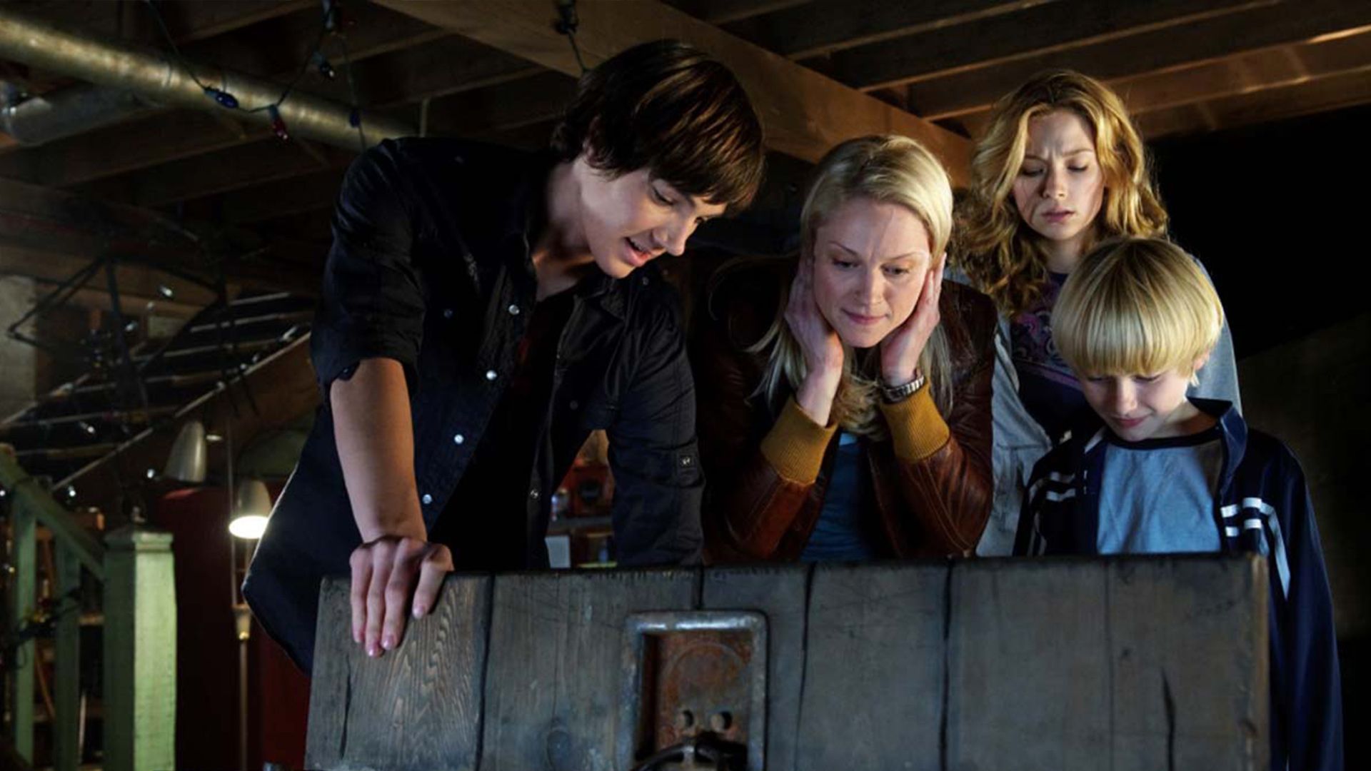 The hole. Фильм врата в 3д 2009. Врата фильм 2009. The hole фильм 2009.
