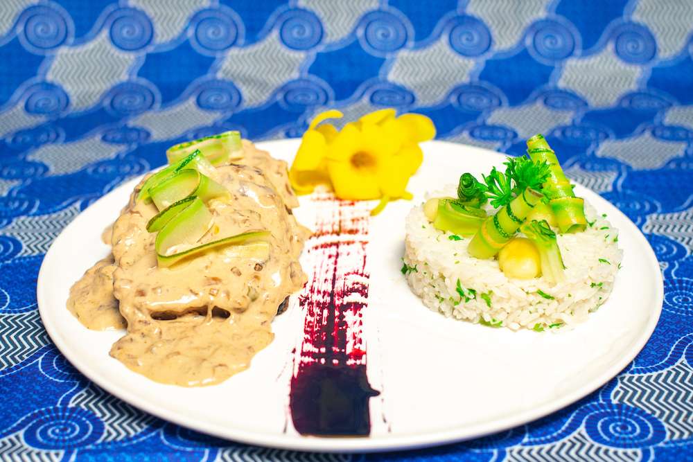 RDA_S2_EP25_Chef Koffi_Veau a la creme de gbele_2.jpg