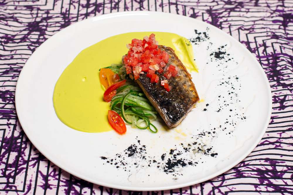 RDA_S2_Ep36_Chef MickElysée_alade de maquereau avec sa puree d'avocat_1.jpg