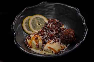 Chef Rima - Beignet de banane plantain à la cannelle (Ahayoé) .jpg