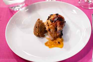 Chef Yumbi - ROTI DE POULET FARCI AU RIZ PILAFI 2 (1).jpg