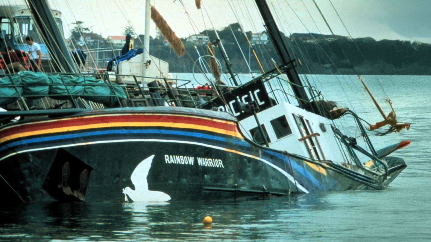 Qui a coulé le Rainbow Warrior ?