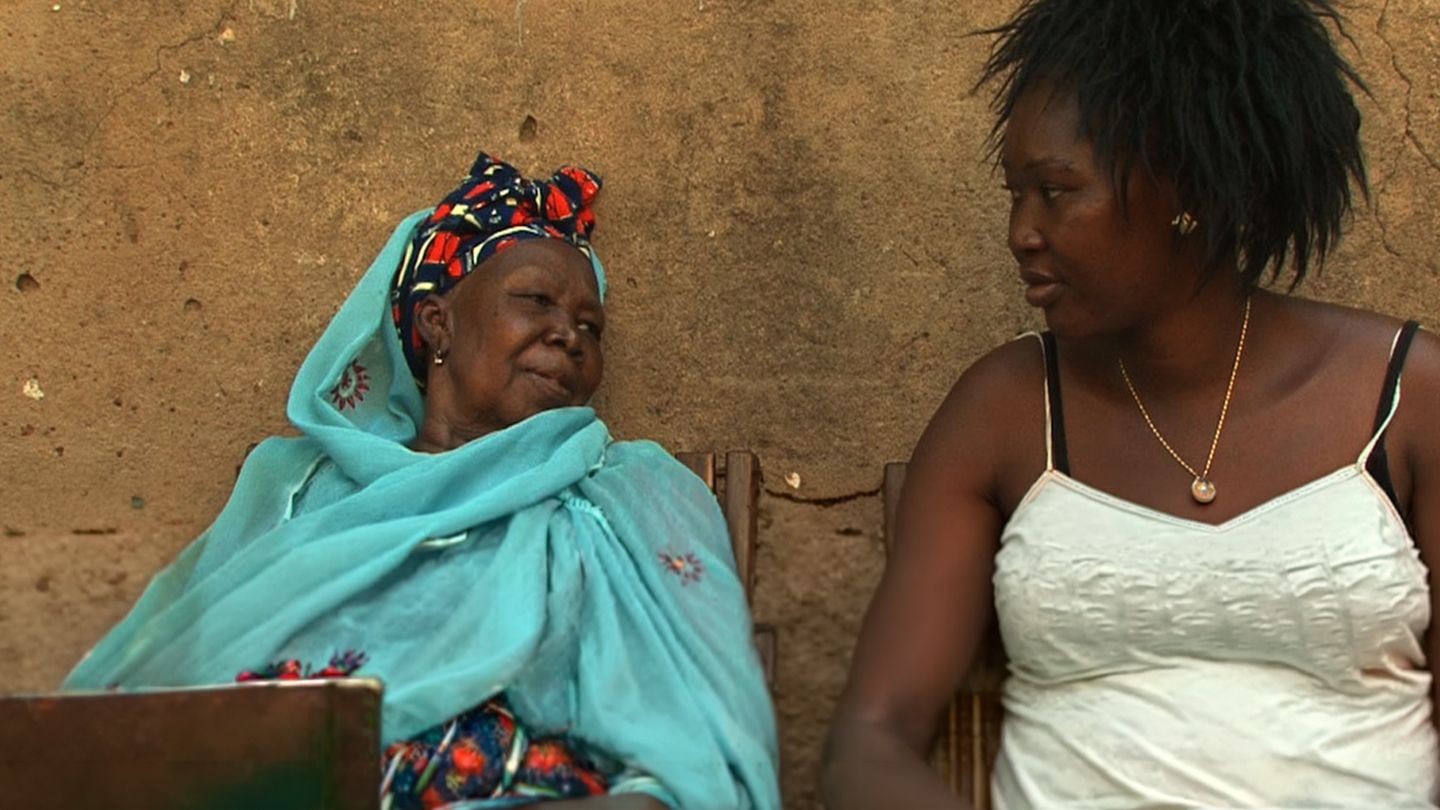 Femmes entièrement femmes