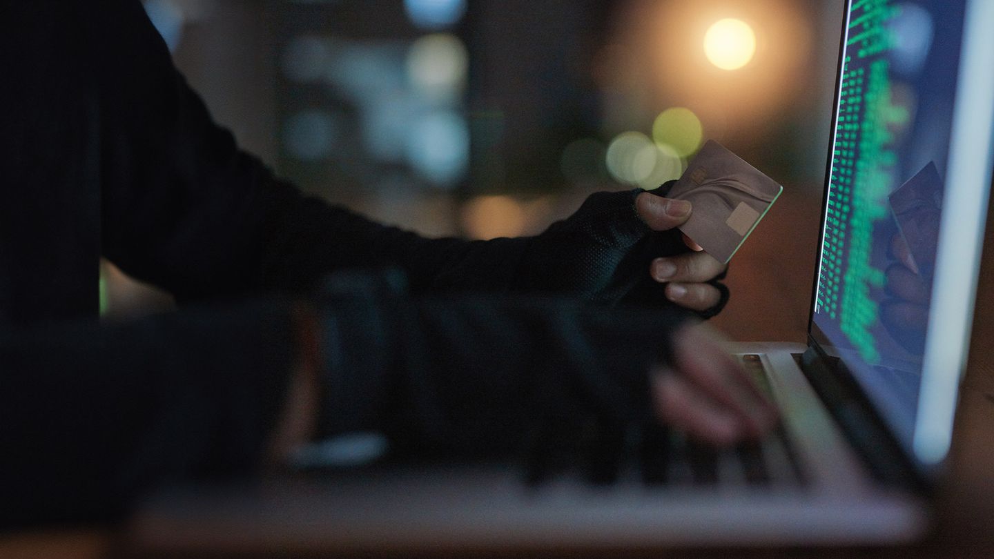 Escrocs Bancaires, comment ils nous manipulent ?