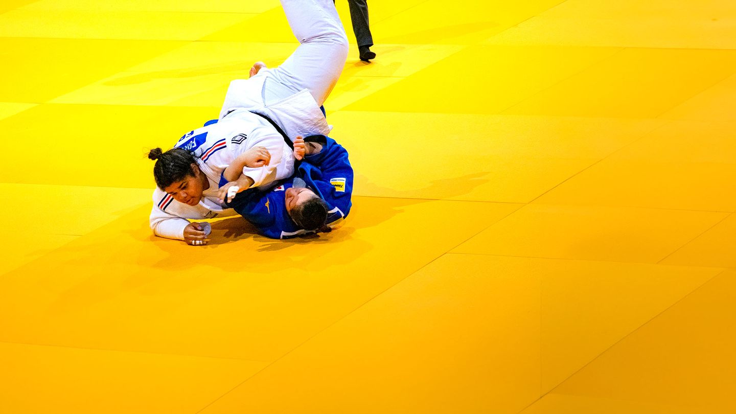 Les judokates - les sentiers de la gloire