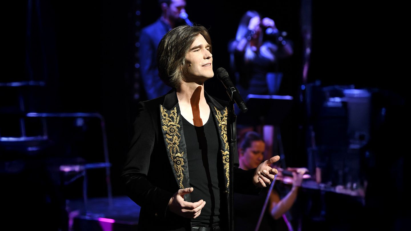 Amaury Vassili chante Mike Brant