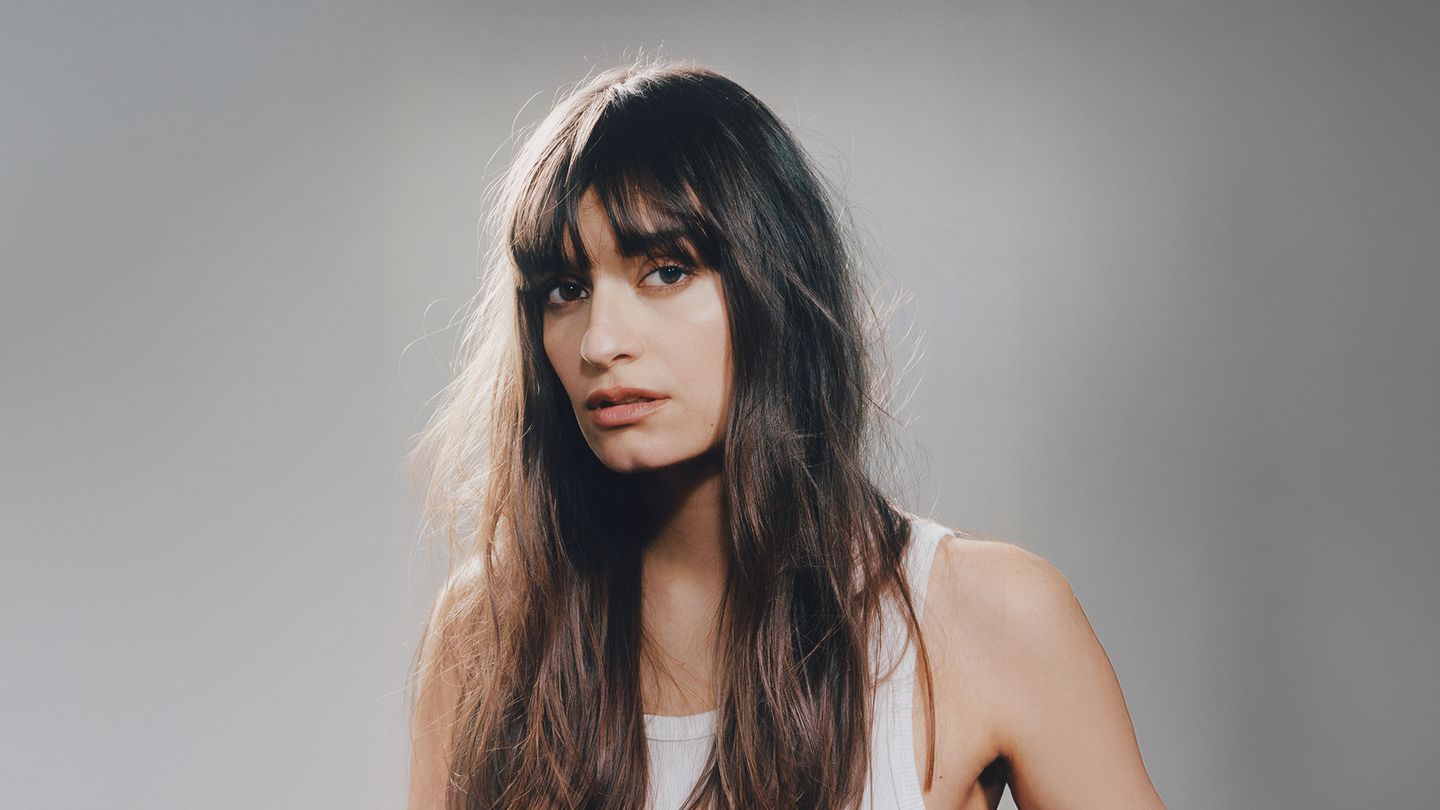 Déambulations - Clara Luciani à Honfleur