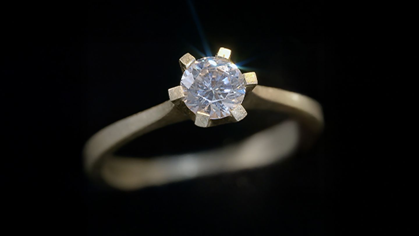 Les diamants : Histoire, mythes et réalité