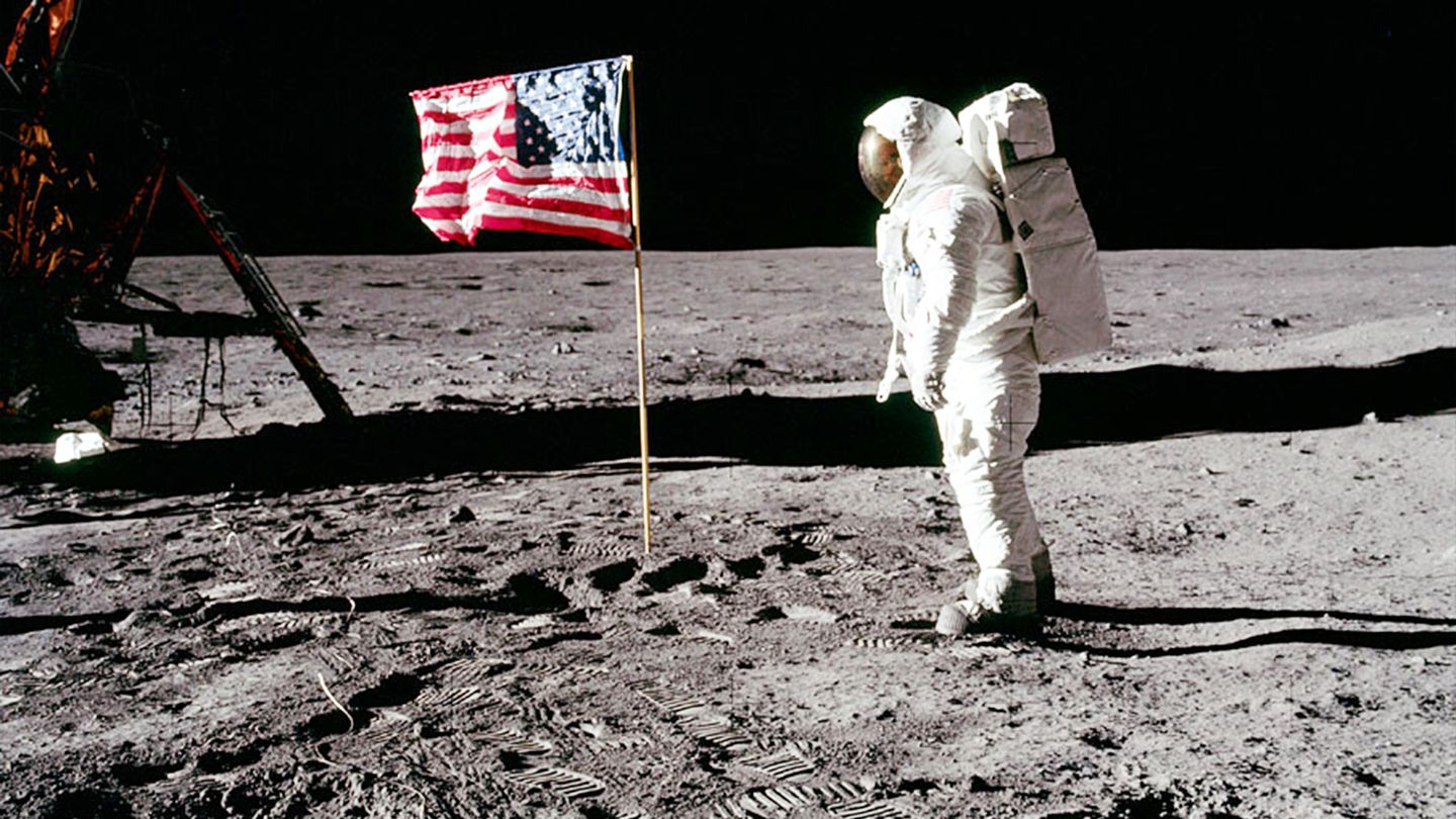 Moonwalk One