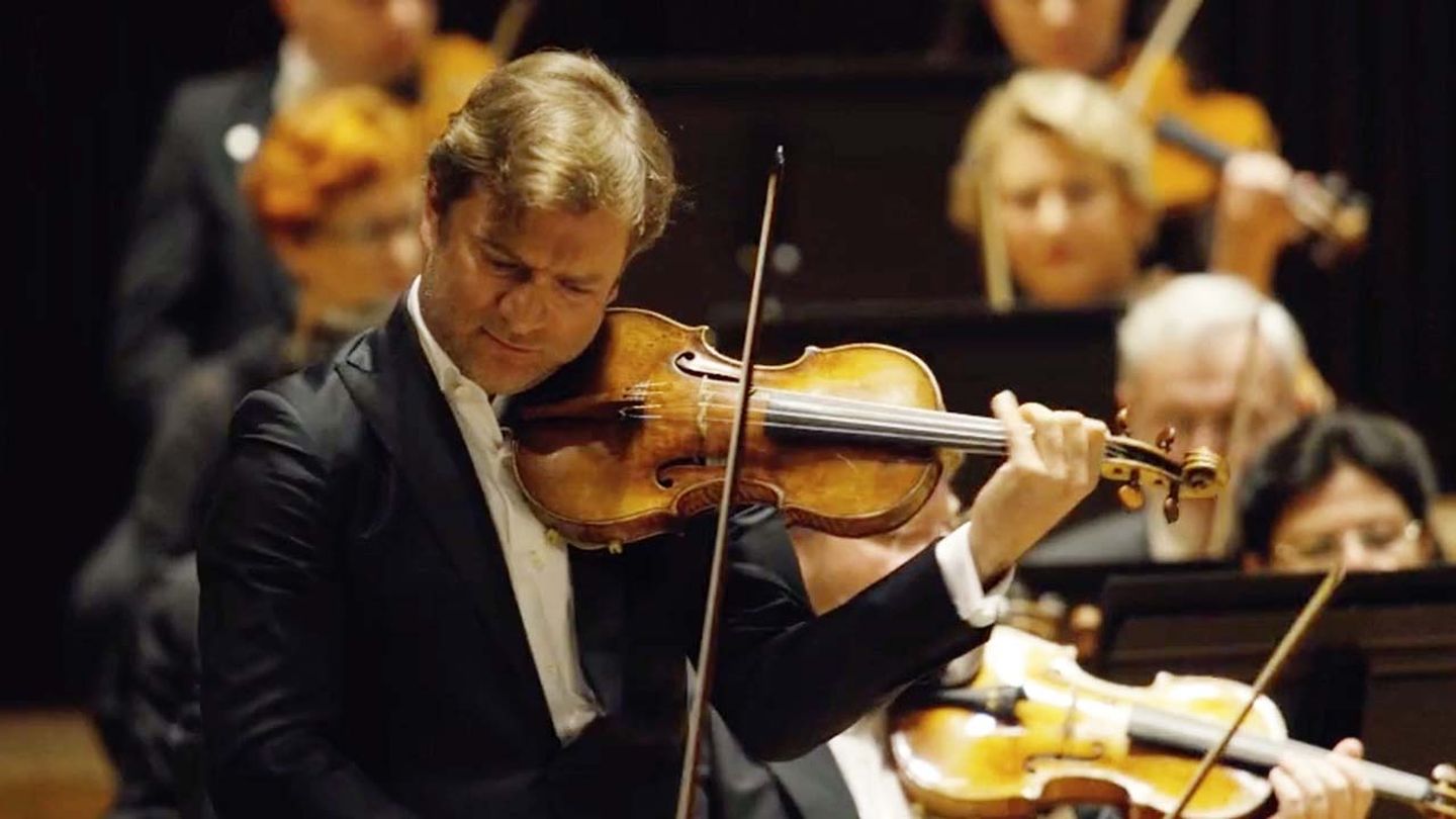 Vasily Petrenko dirige Dvořák, Beethoven - Renaud Capuçon, Lahav Shani et Kian Soltani