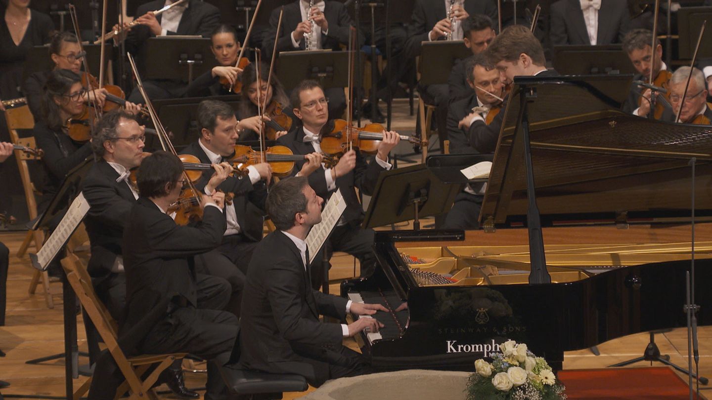 Joshua Weilerstein et l'Orchestre de Chambre de Lausanne : Beethoven aux Sommets Musicaux de Gstaad