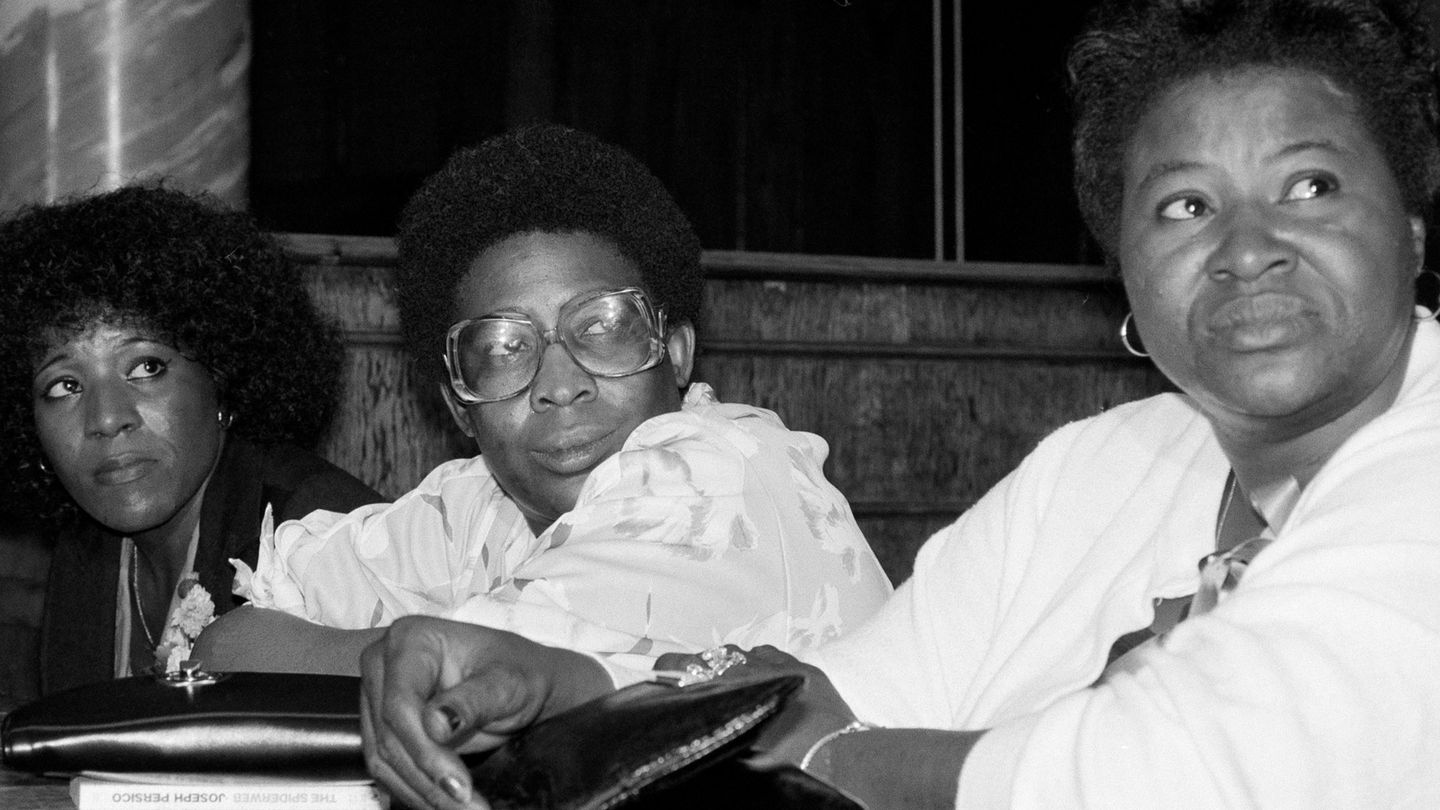 Atlanta's Missing and Murdered : The Lost Children