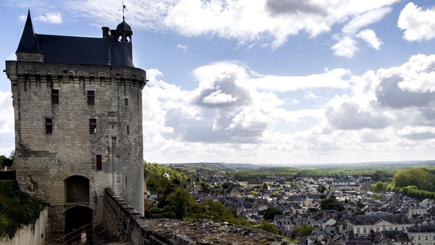 Chinon : la forteresse aux trois châteaux