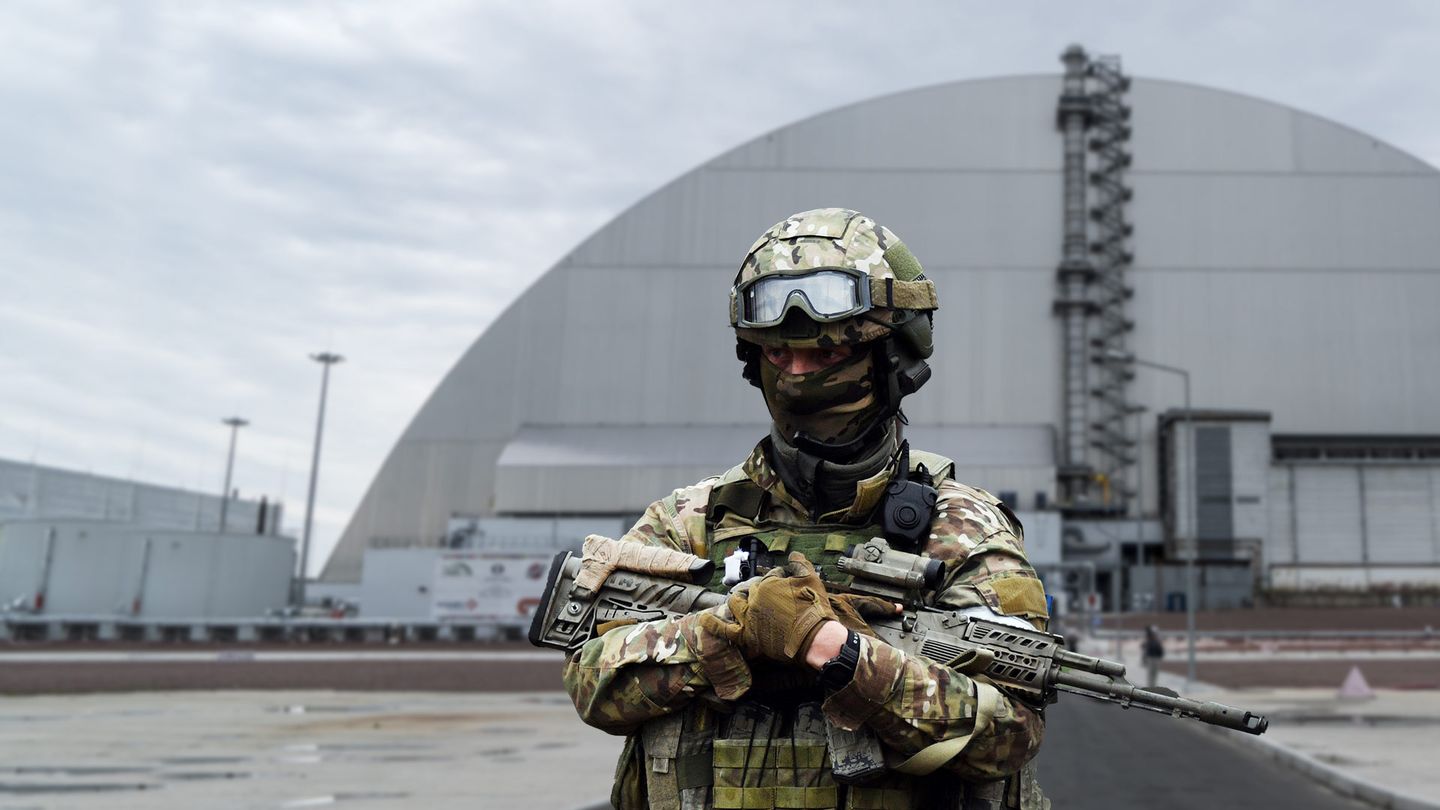 Tchernobyl, une centrale en otage