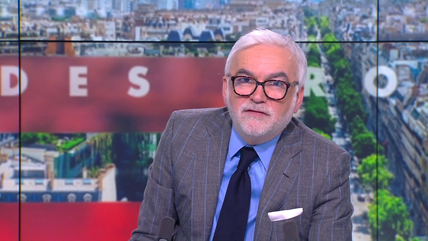 L'édito de Pascal Praud : «Emmanuel Macron veut lutter contre la "décivilisation"»