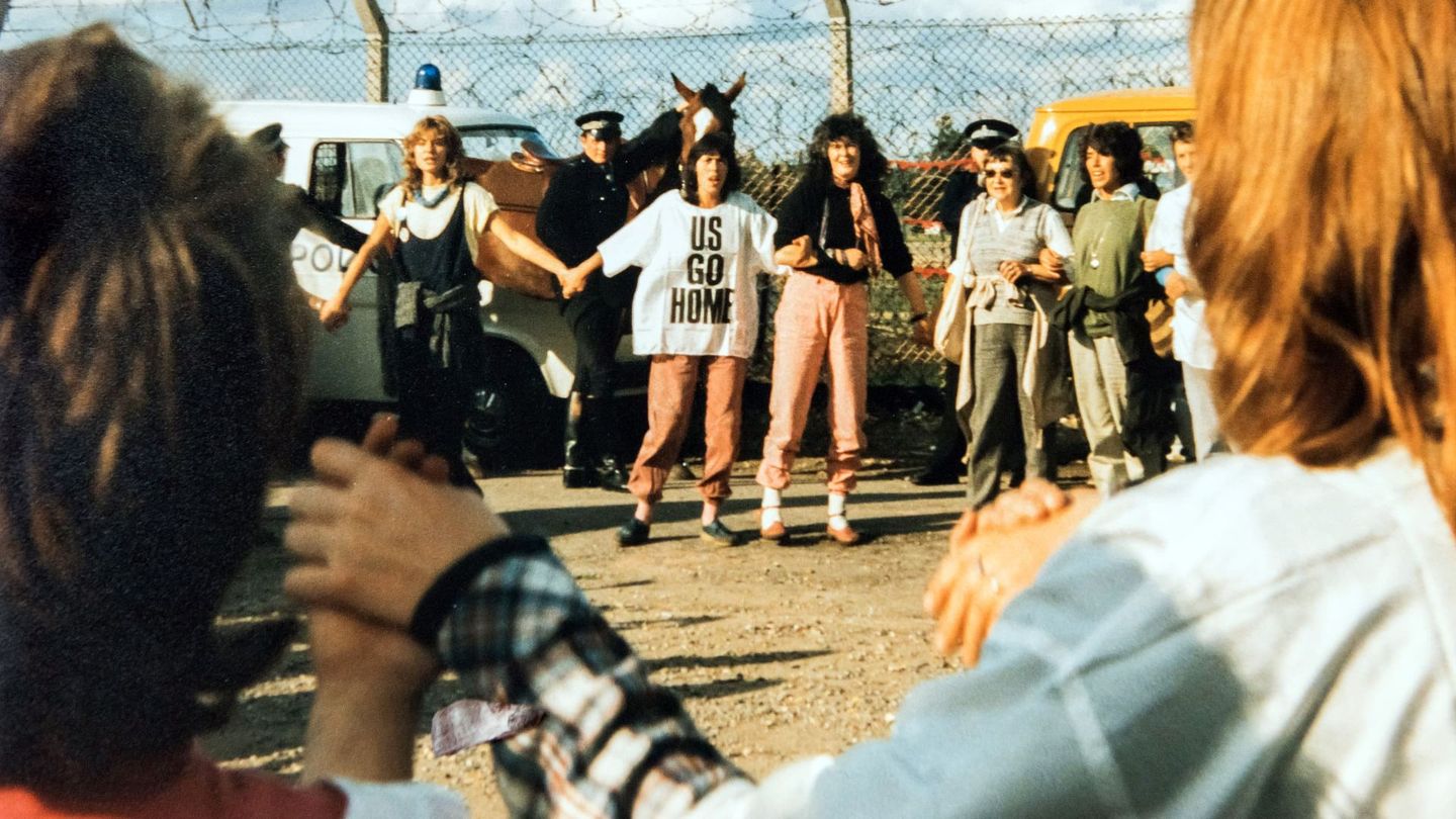 Des femmes face aux missiles