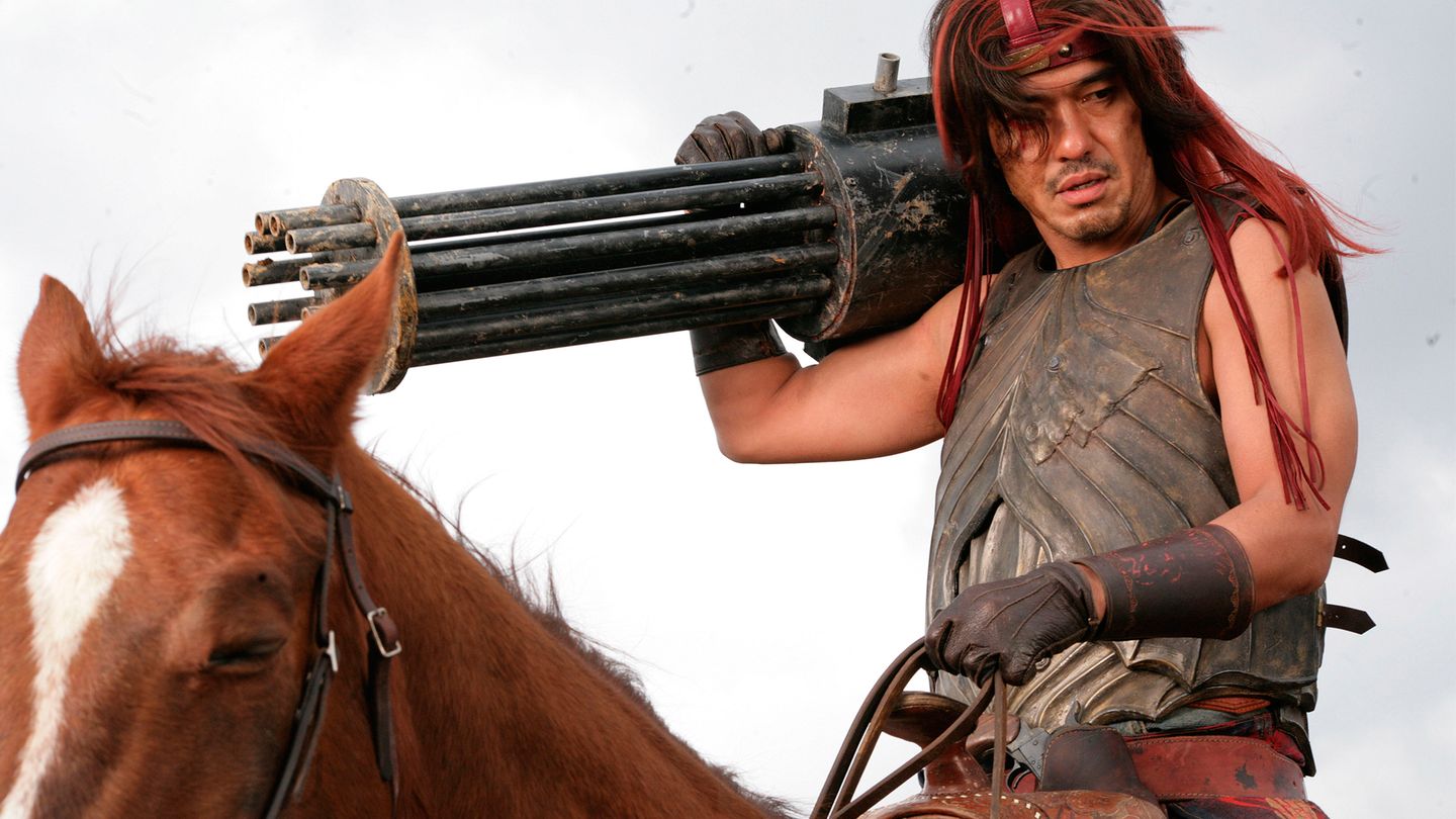 sukiyaki-western-django-trailer-en-streaming-direct-et-replay-sur