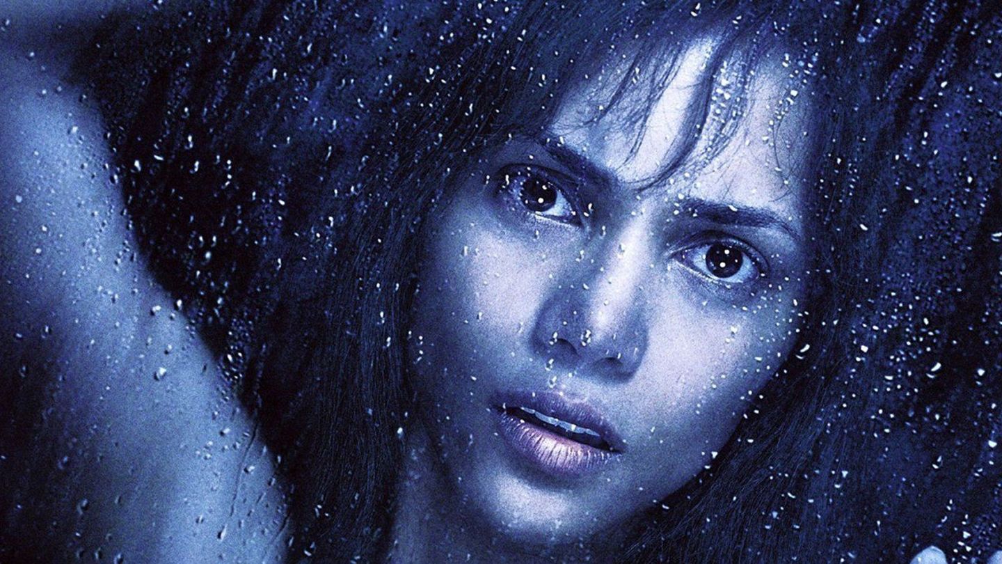 Résumé Et Casting Gothika Trailer Film Horreur Moins Dune Minute