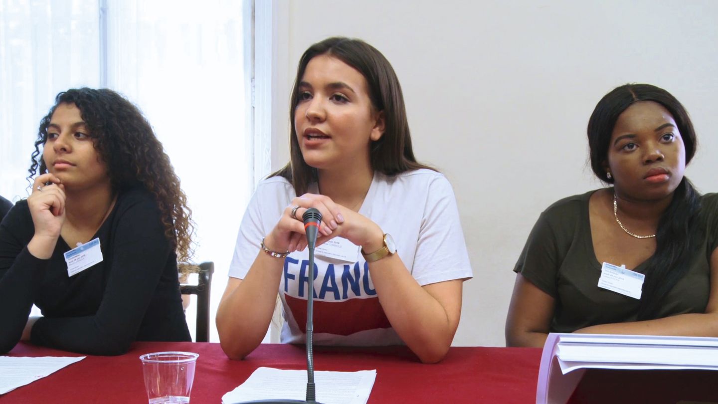 Nous, le peuple - Trailer