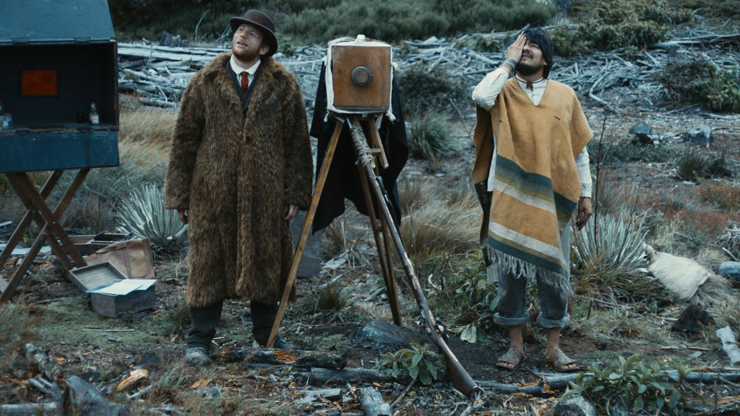 Vers la bataille - Trailer