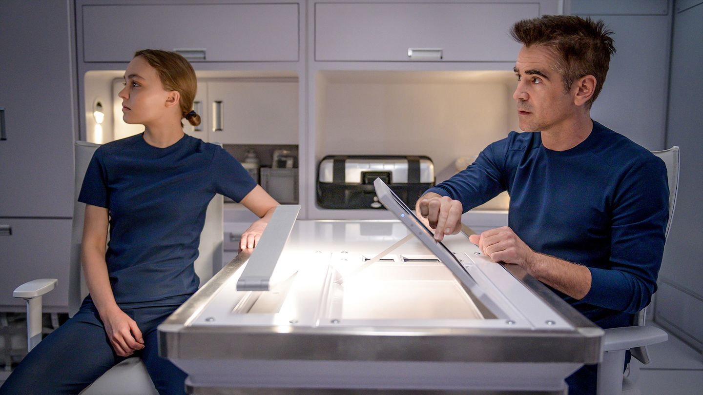 Voyagers - Trailer