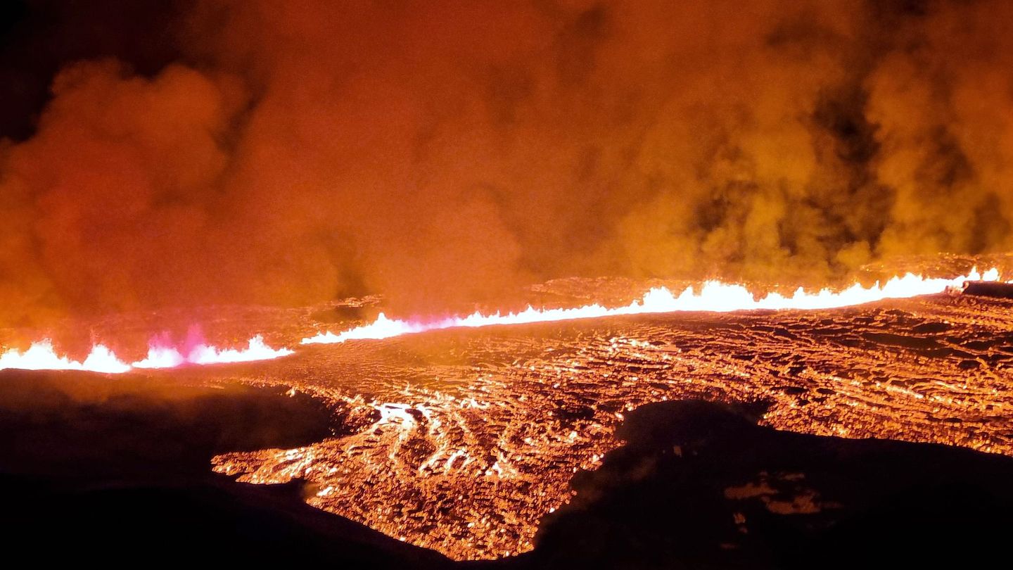 A Grindavik, vivre au rythme du volcan