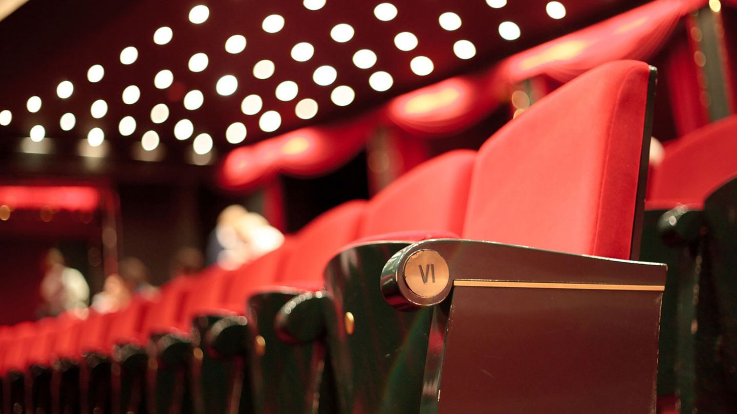 Les garçons et Guillaume, à table !