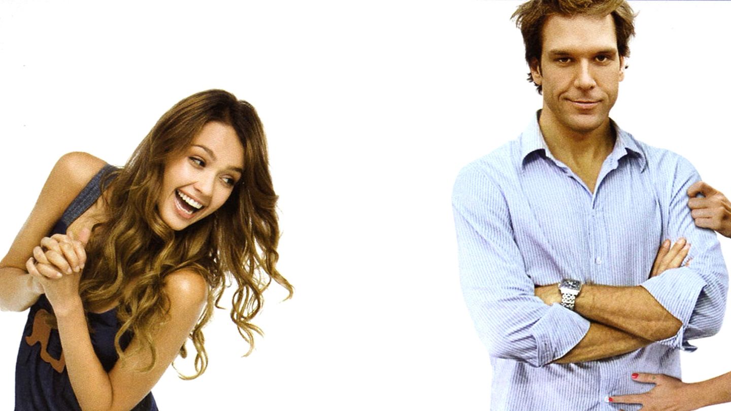 Charlie, les filles lui disent merci - Trailer