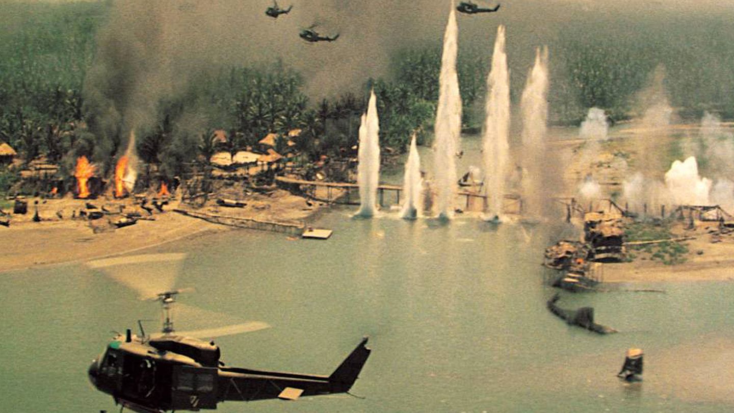 Apocalypse Now Redux - Trailer