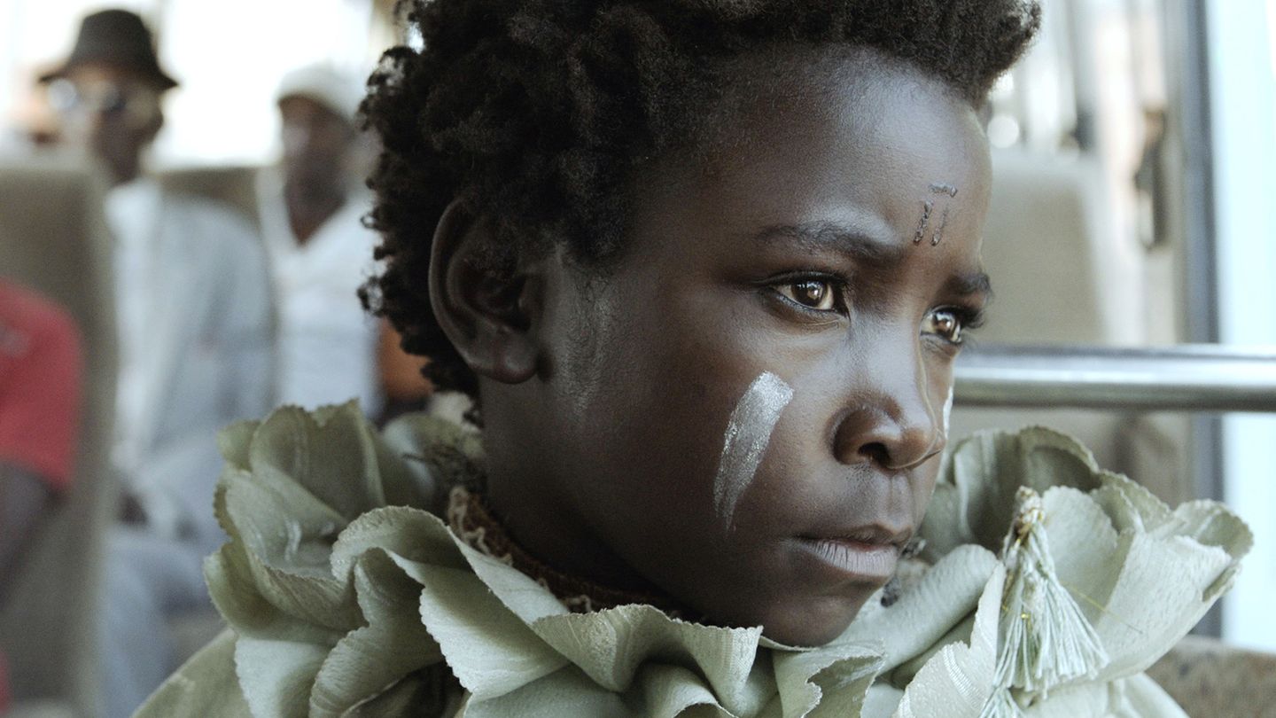 I Am Not a Witch - Trailer