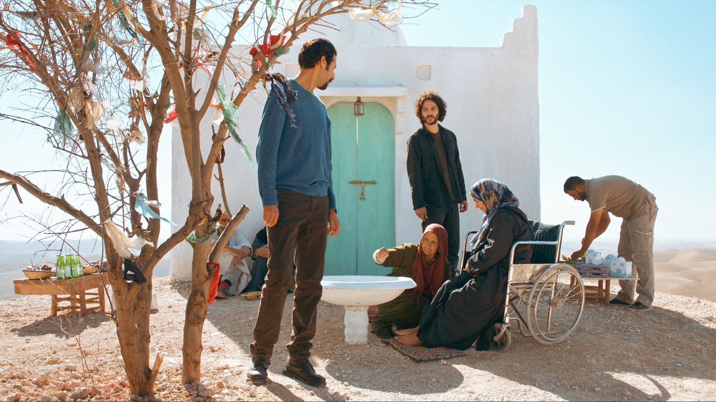 Le miracle du saint inconnu - Trailer