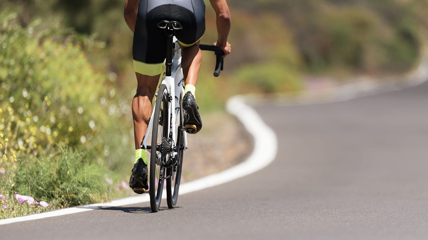 Chasing Cobbles : Mads Pedersen