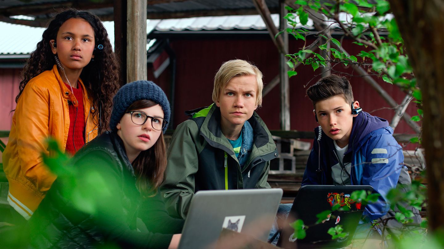 Trio : la cyberattaque - Season 2 - Trailer