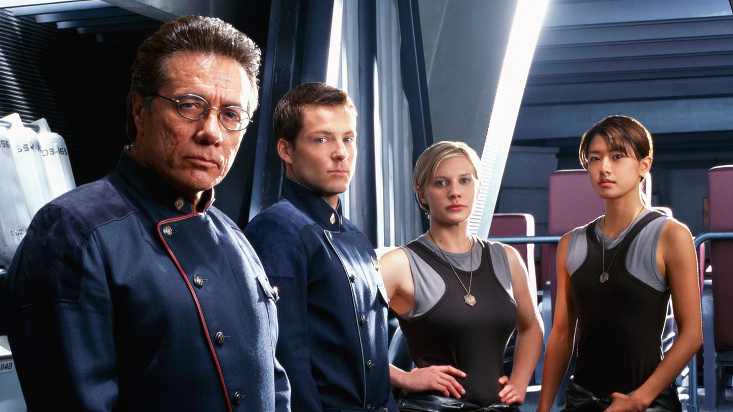 Battlestar Galactica - Season 1 - Trailer