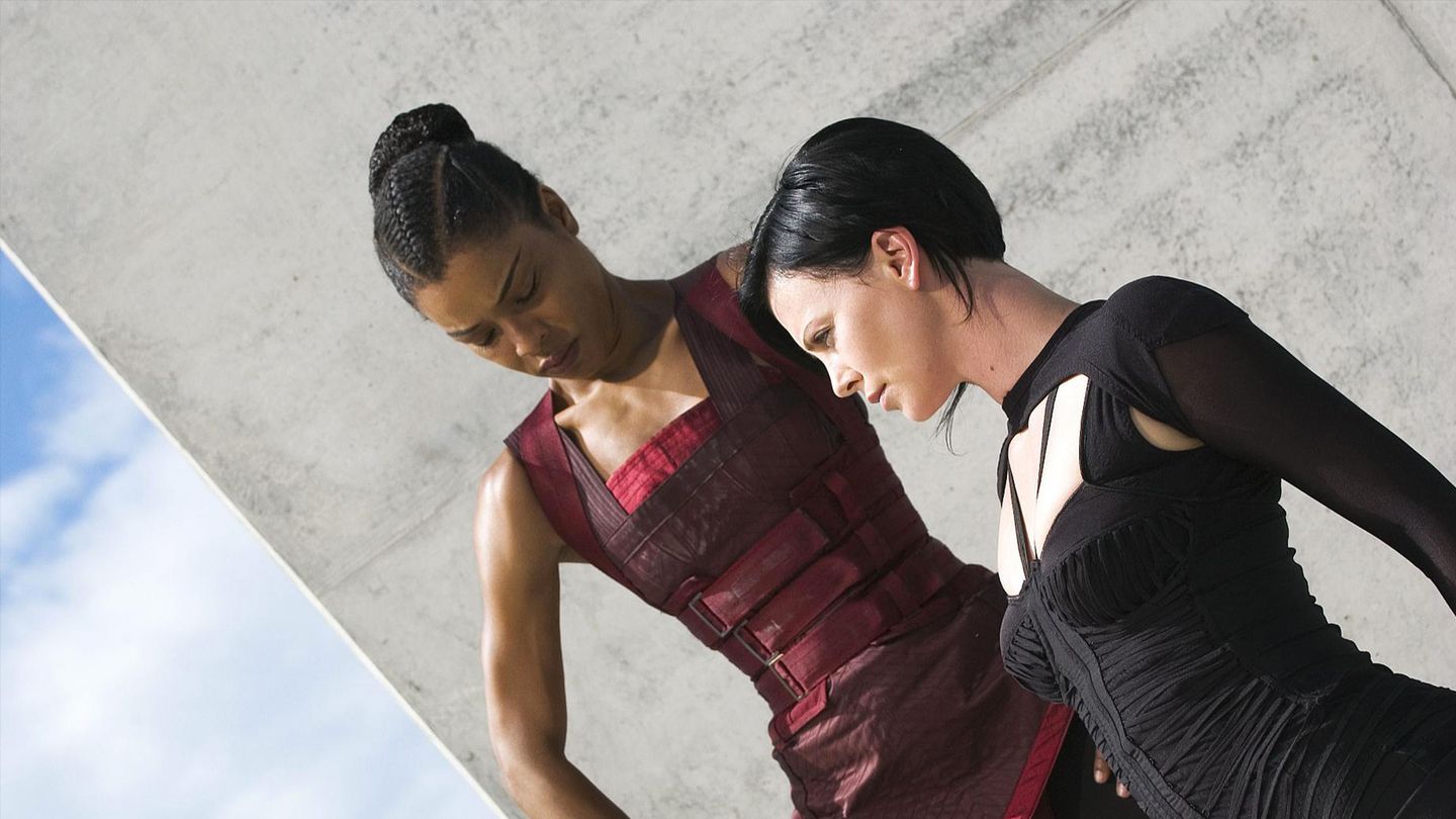 Aeon Flux - Trailer