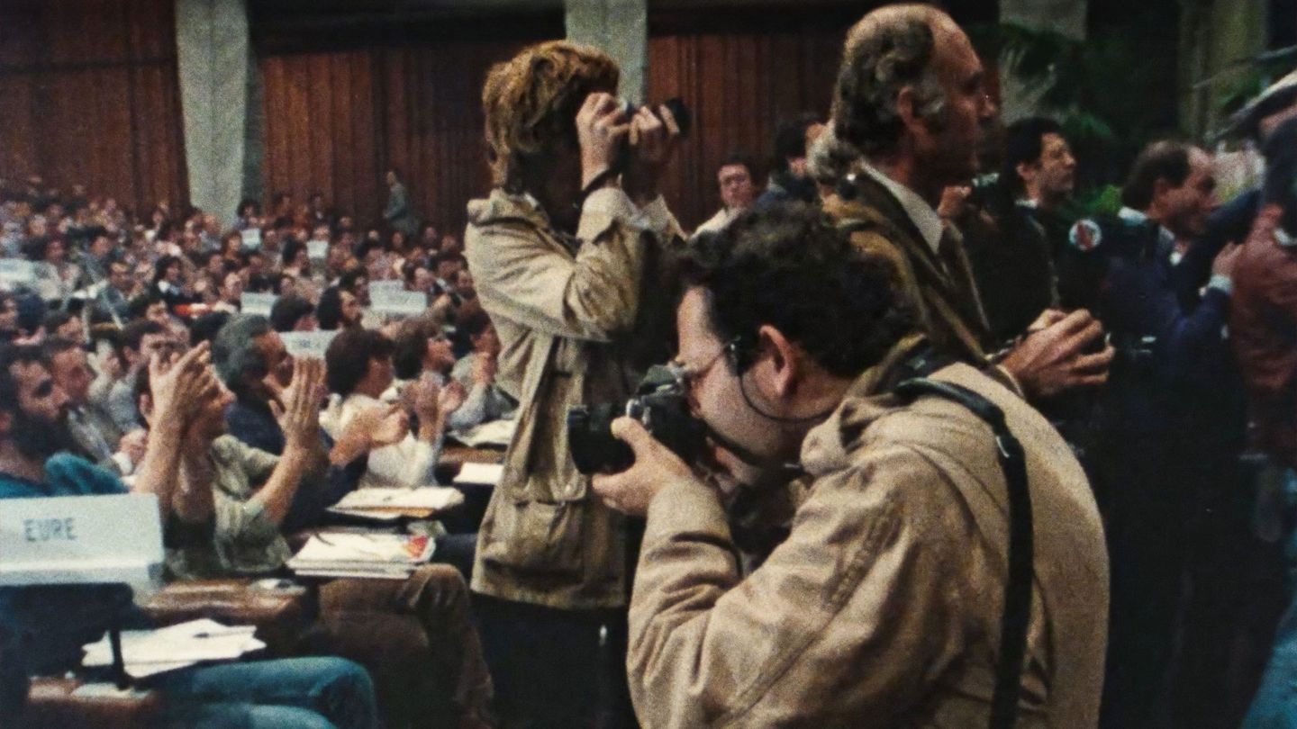 Reporters - Trailer