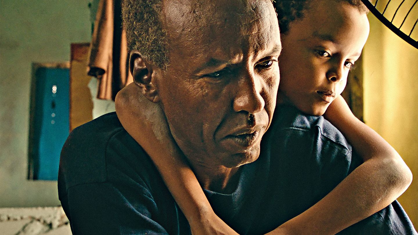 Le Village aux portes du paradis - Trailer