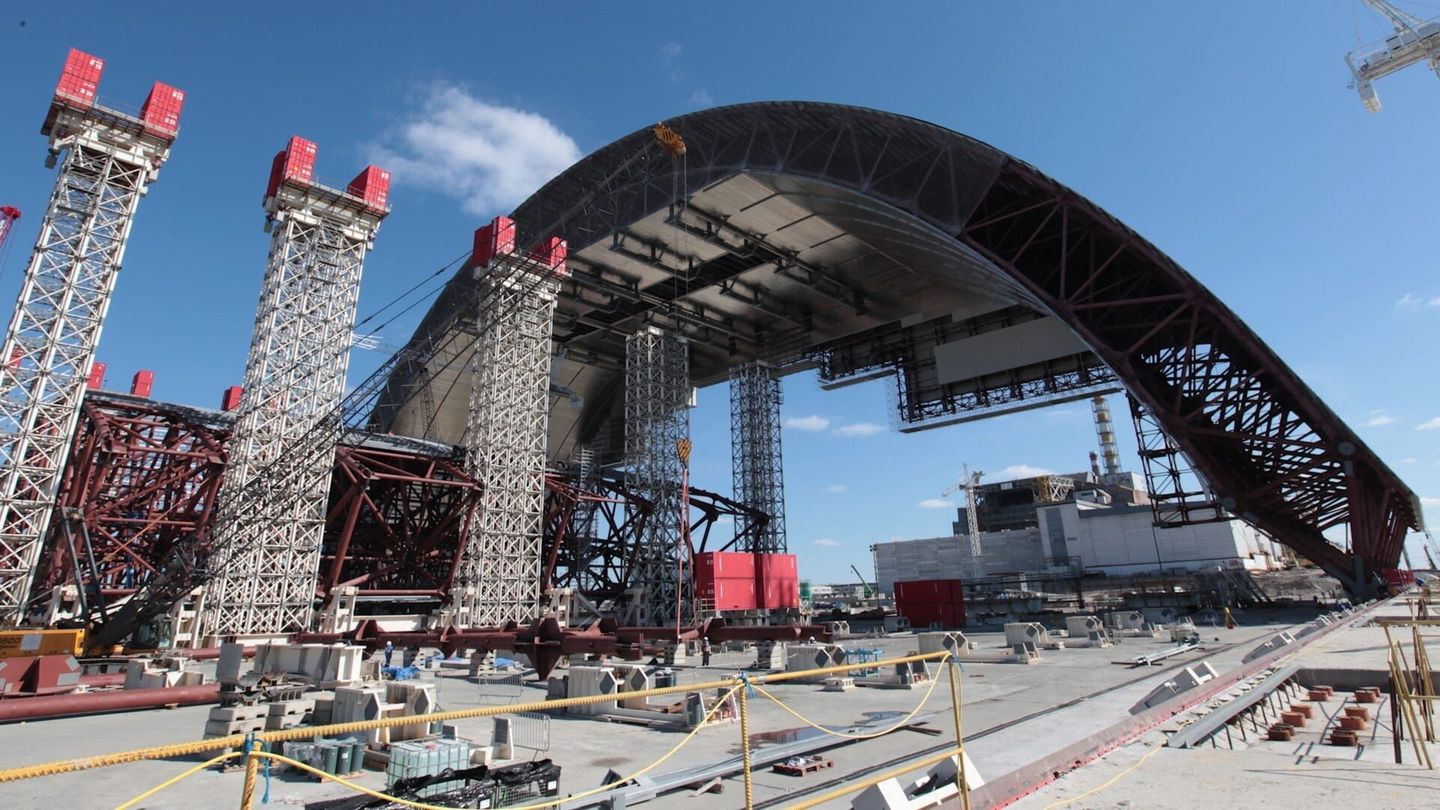 Le nouveau sarcophage de Tchernobyl