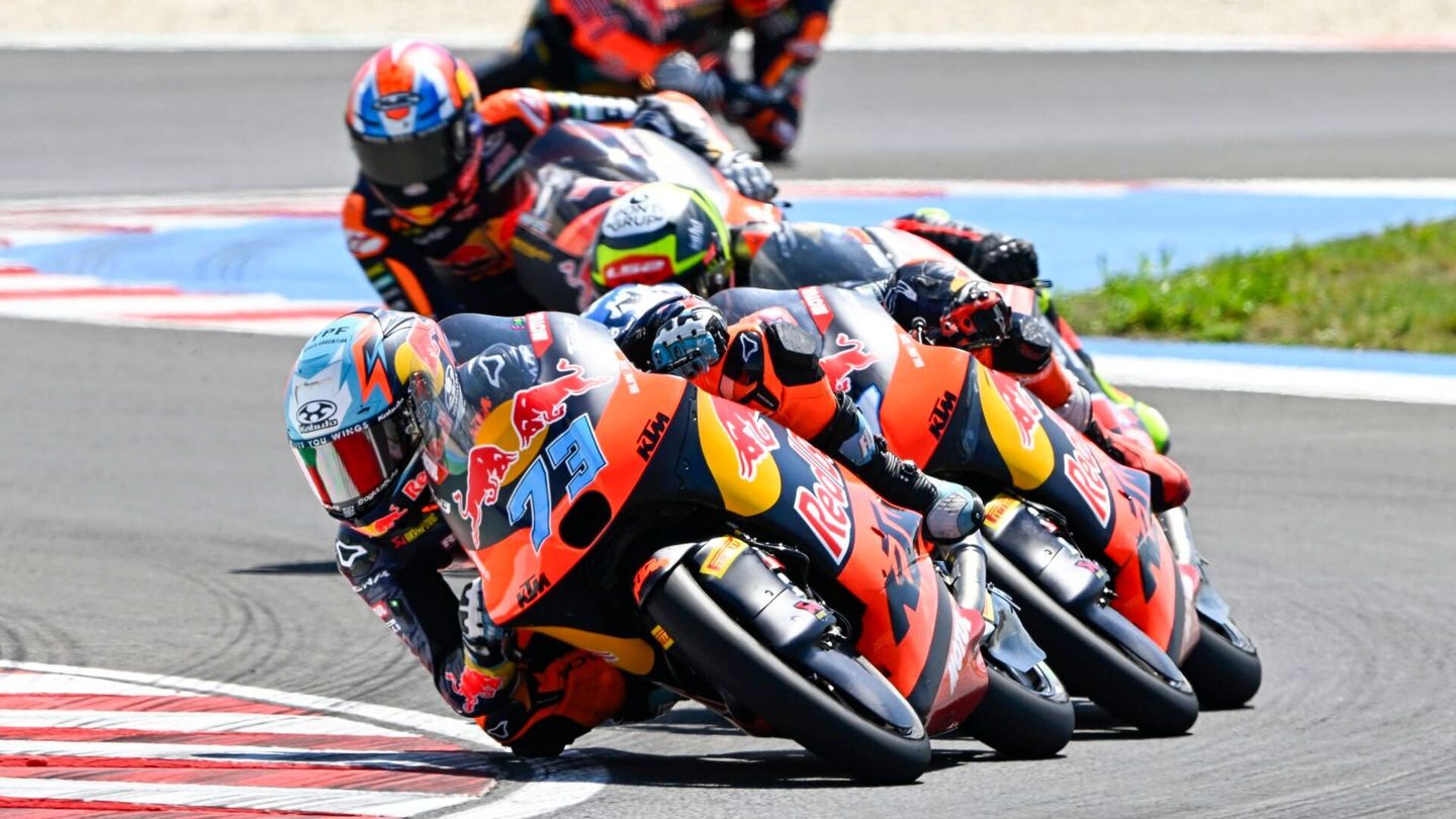 Essais qualificatifs 1 & 2 des Moto 3