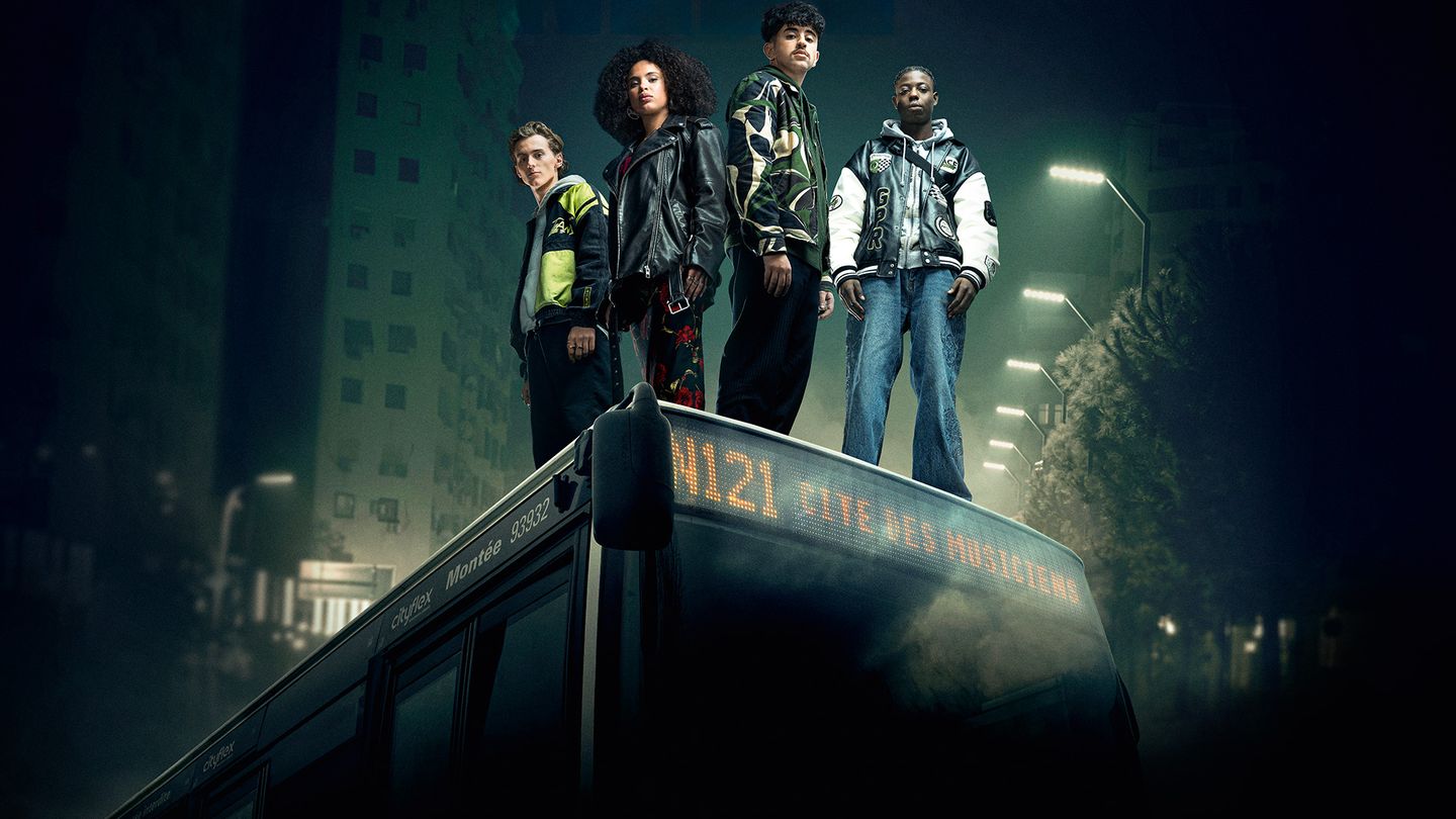 N121 - Bus de nuit - Trailer