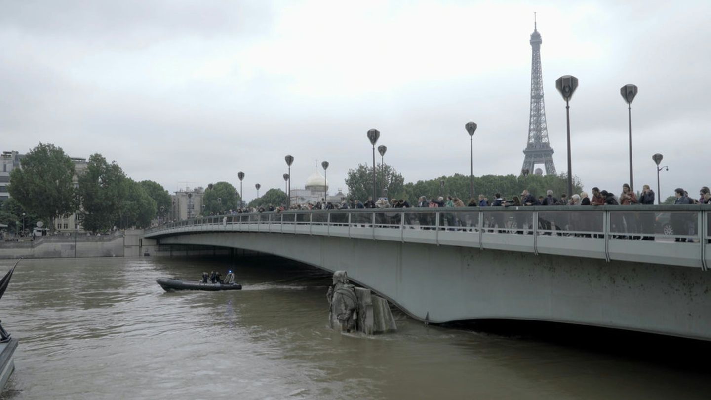Paris sous les eaux : la grande crue