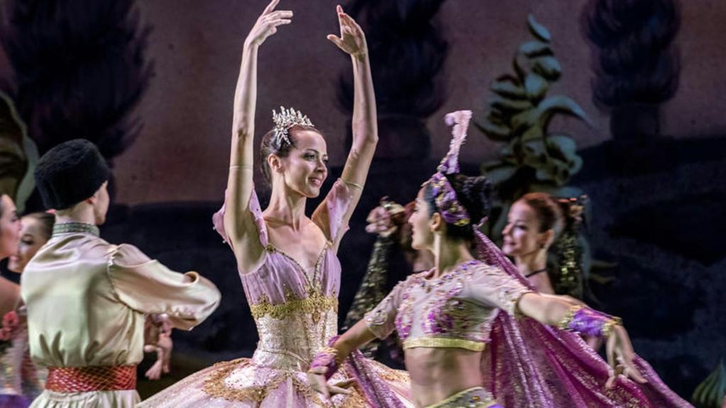 La ballerine de Noël en streaming direct et replay sur CANAL+ myCANAL