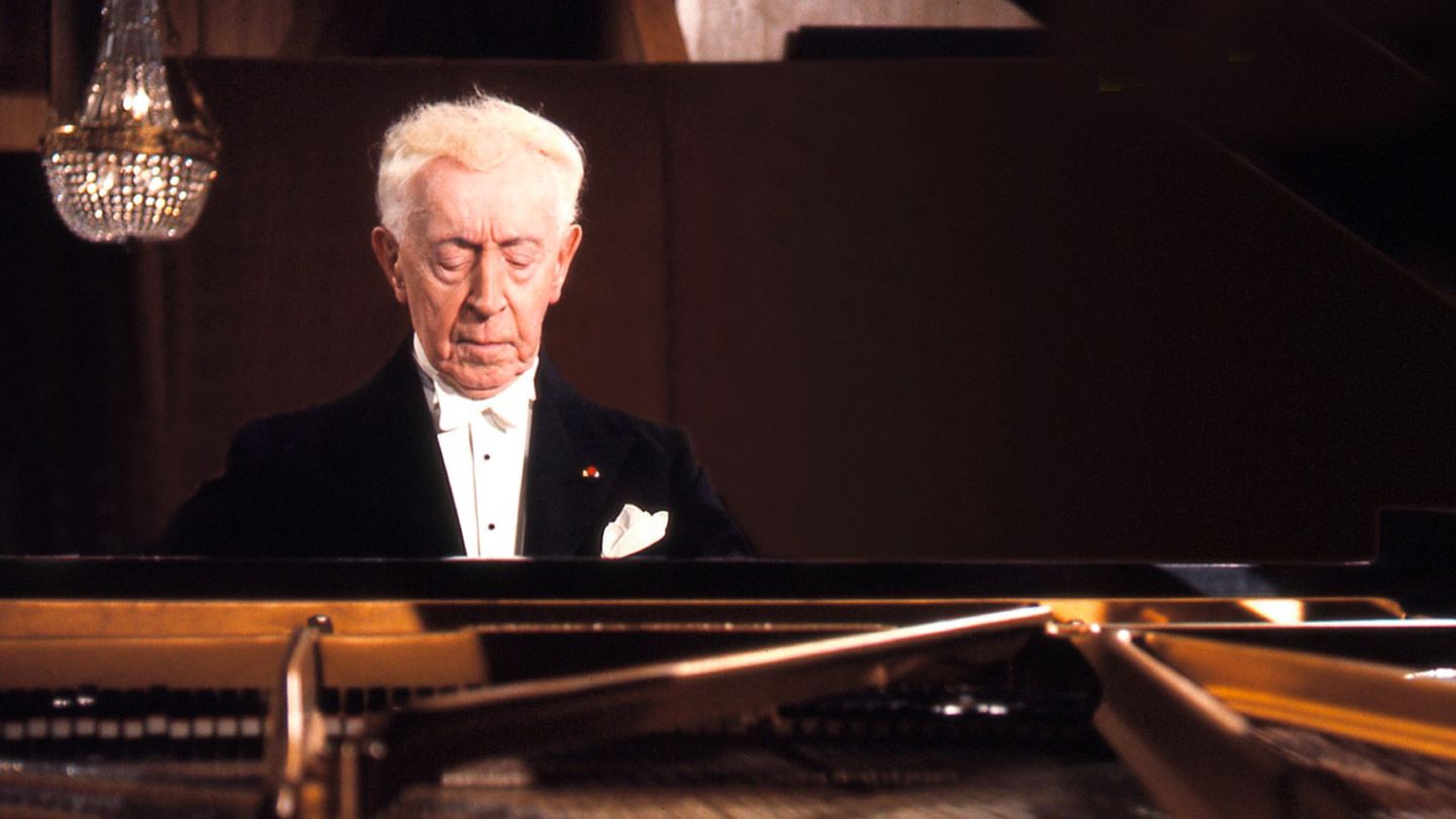 Arthur Rubinstein - Concertos pour piano - Grieg · Chopin · Saint-Saens