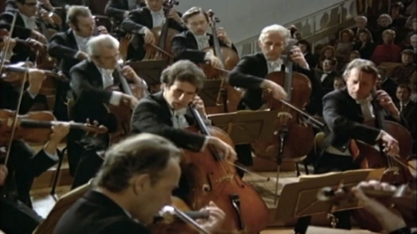 Karajan dirige la Symphonie n°5 de Beethoven