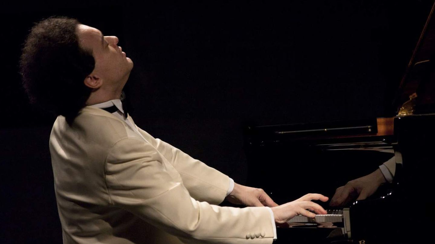 Evgeny Kissin joue Chopin, concerto pour piano no. 2