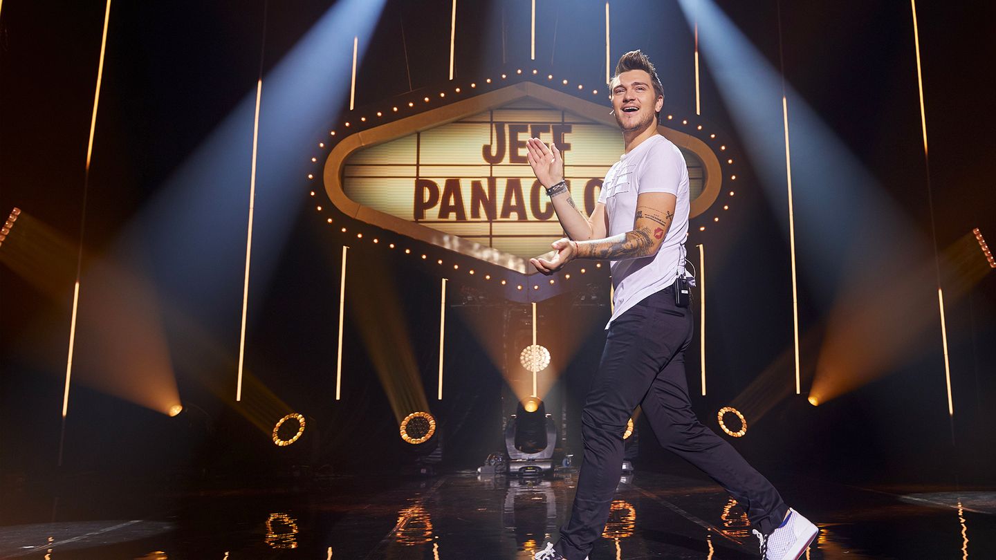 La folle histoire de Jeff Panacloc en streaming direct et replay sur CANAL+