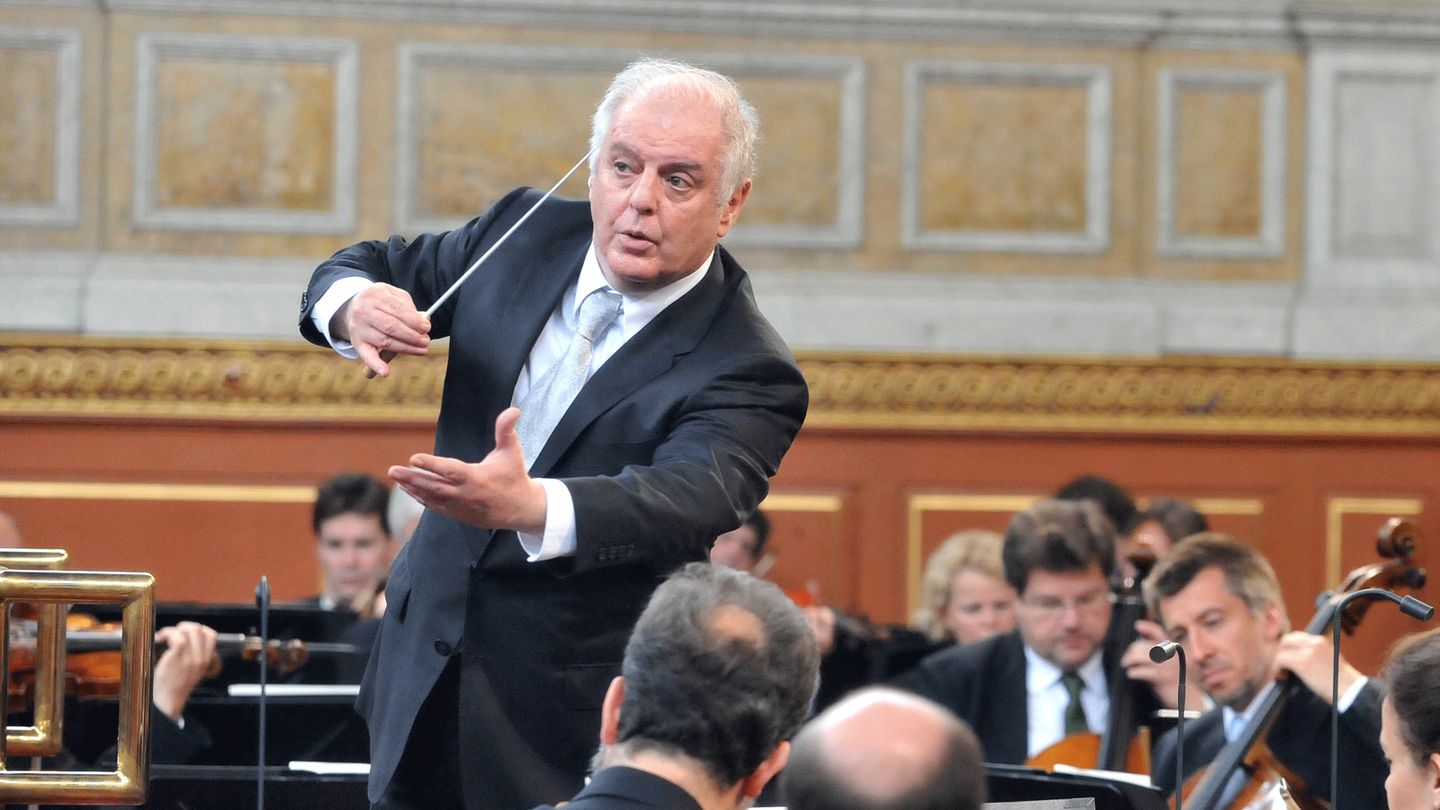 Brahms et Elgar dirigés par Daniel Barenboim