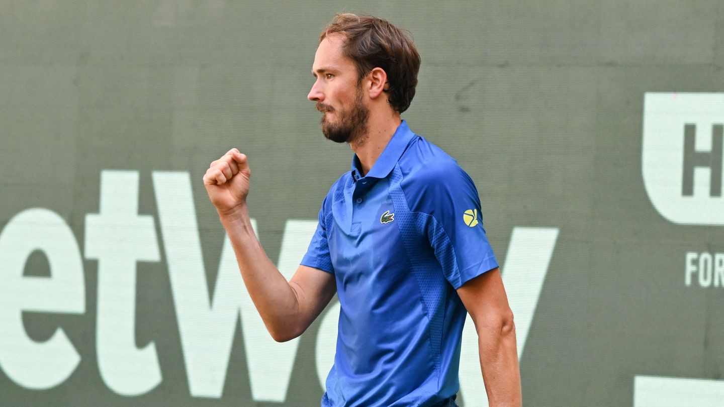 Alexander Bublik - Daniil Medvedev Streaming Tennis 1h36 2025 | CANAL+  Sierra Leone